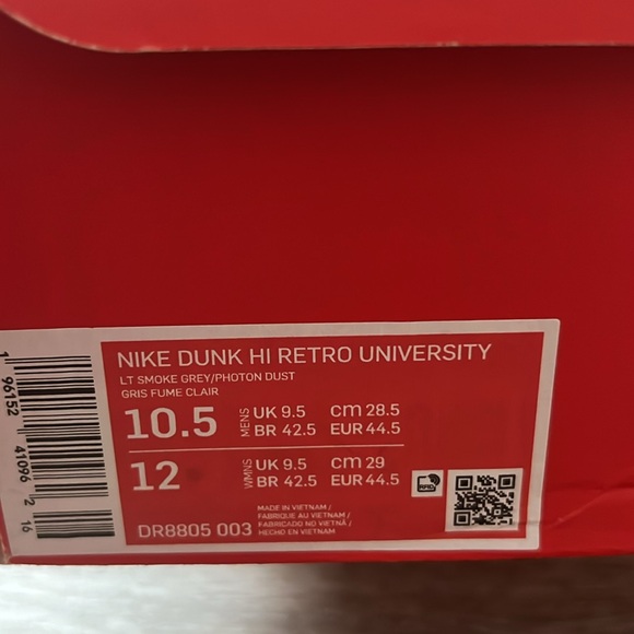 Dunk High - Picture 6 of 6